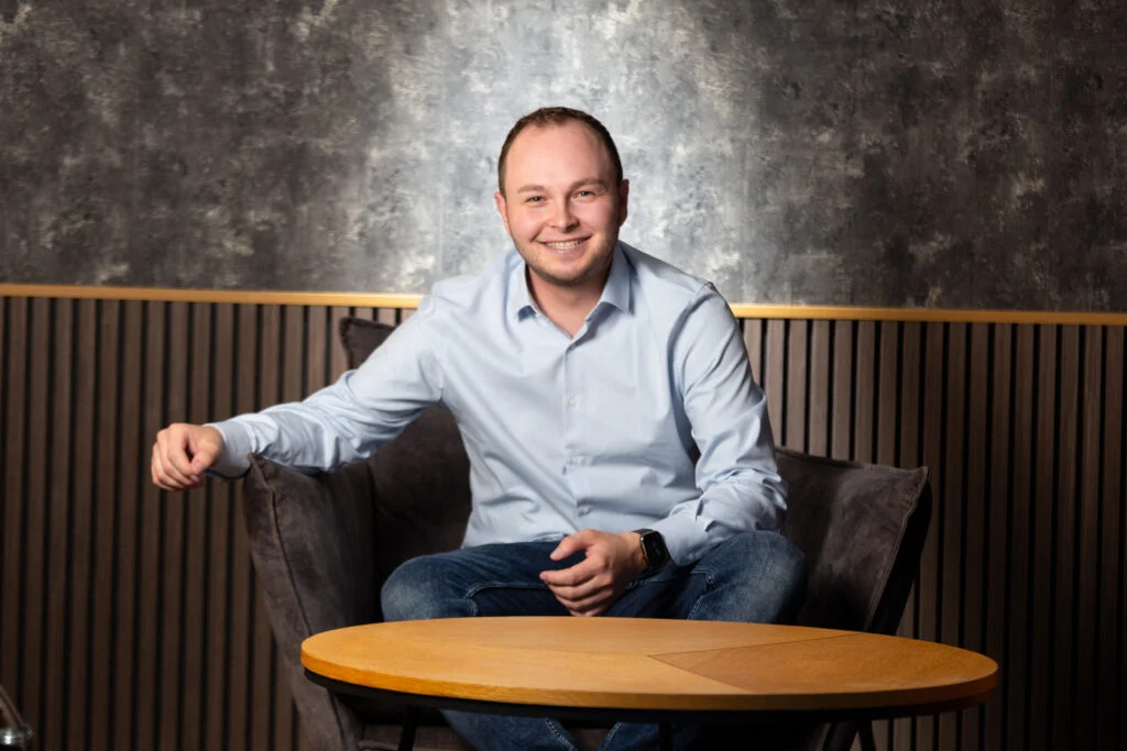 DJ-Saarland für Hochzeiten und Firmenevents beim Interview