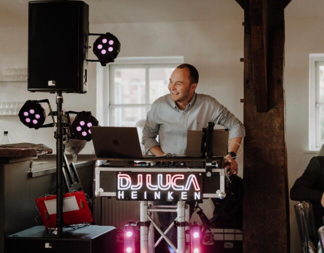 DJ-Saarland für Hochzeiten und Firmenevents